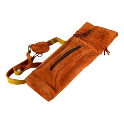 Buck Trail, carquois de dos traditionnel suédé